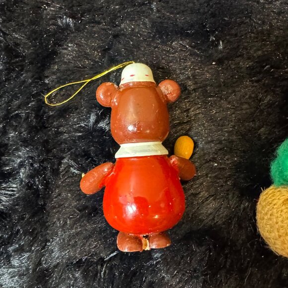 Vintage Wooden Bear Christmas Ornaments Set Of 2 With Chef & Santa Figures - Picture 2 of 4
